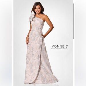 IVONNE D FOR MON CHERI ID326 NWT